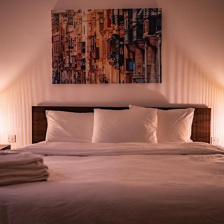 Designer 3 Bedroom And 3 Bathroom Apartment In Swatar Birkirkara Eksteriør bilde